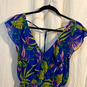 Tropical floral blue dress. Divided by H&M. Above the knee, tie at neck, lined.